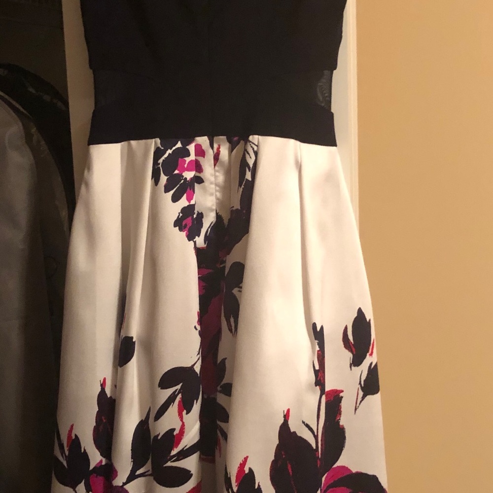 Xscape Dress - Picture 5 of 6